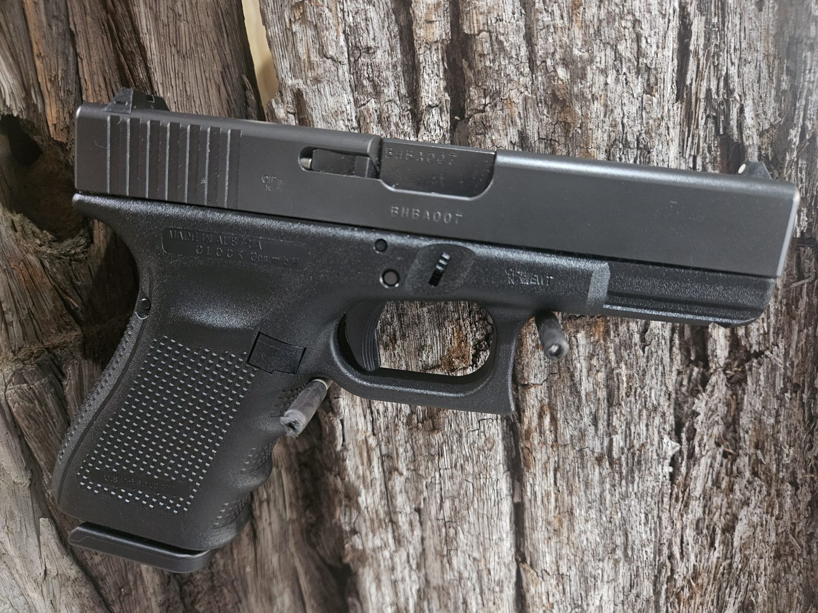 Photo 2 of Glock 19 Gen 4